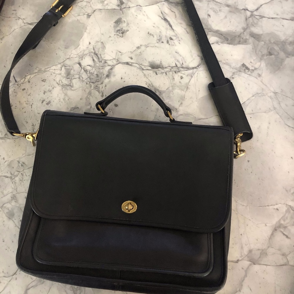 Coach messenger bag (ladies)